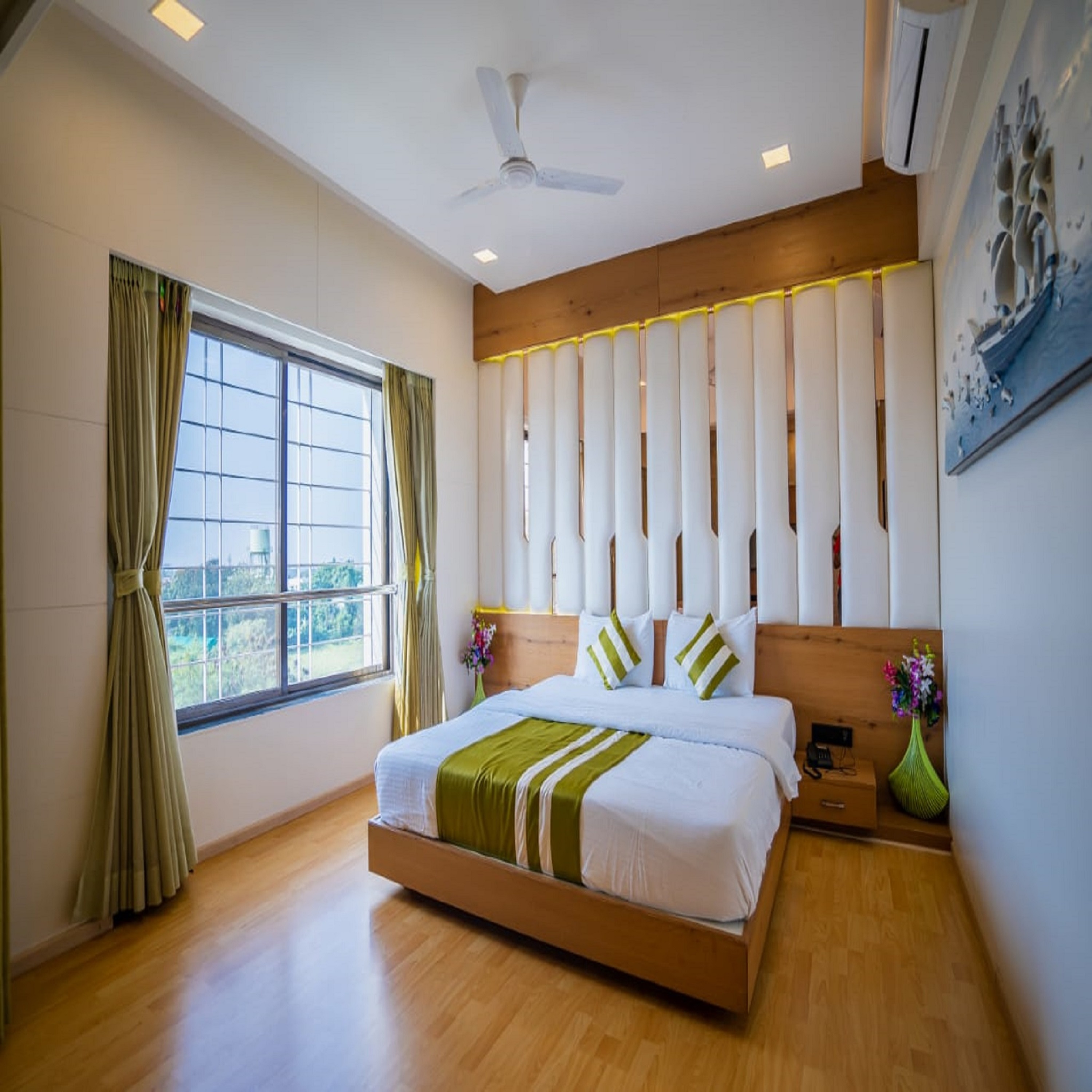 1 x Deluxe Ac Room 